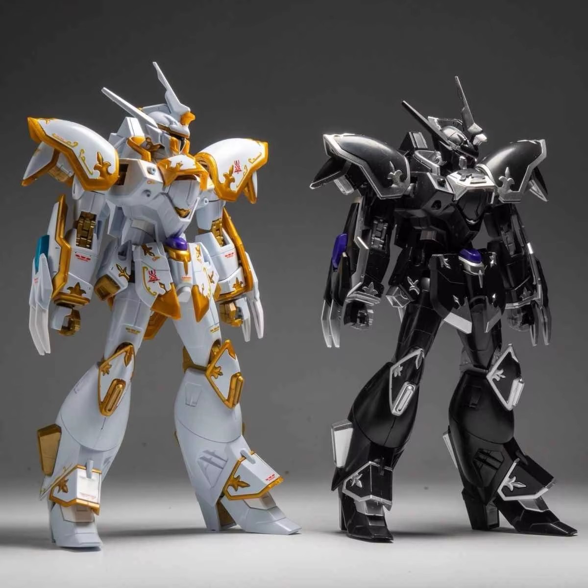 Model Kit Tristan - Chiba Hg 1/144 Garuda Black Knight