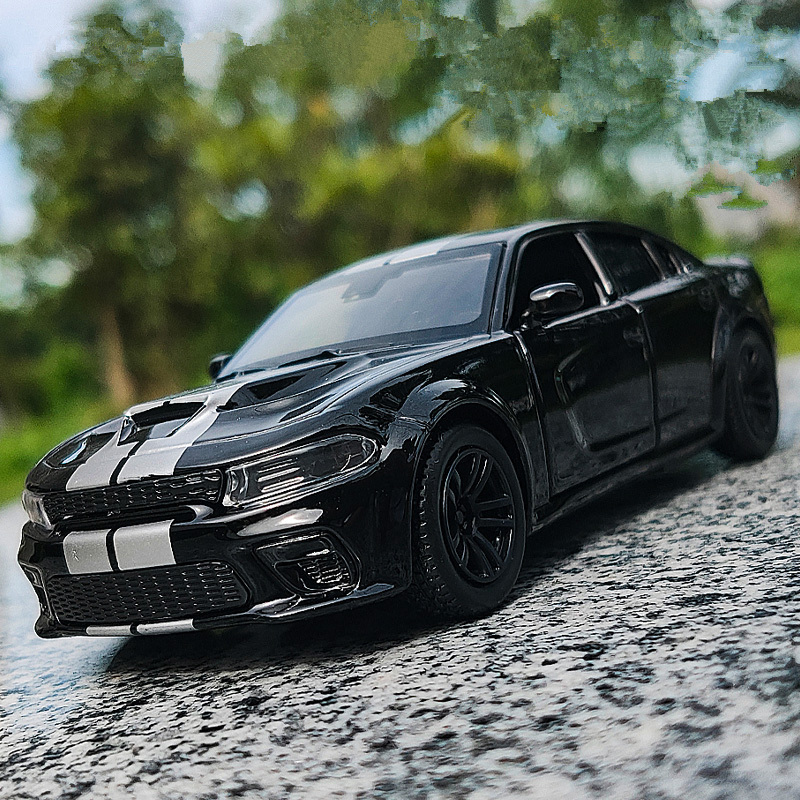 1:32 DODGE Charger SRT Hellcat - Model Kit Dodge Charger ulasan dan harga